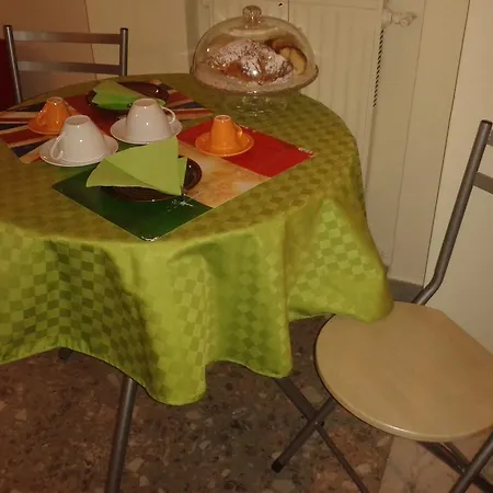 Bed & Breakfast Dietro L'angolo 3*