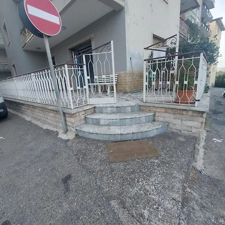 Dietro L'angolo 3*
