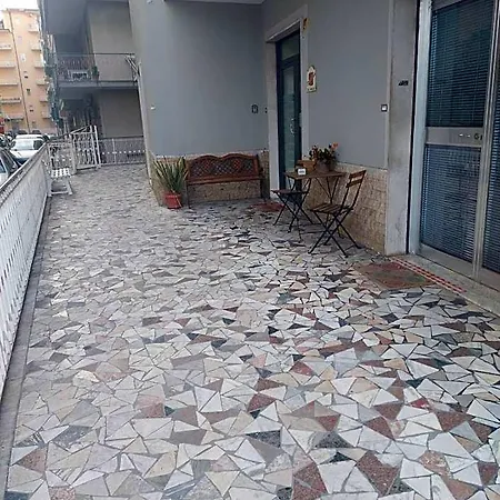 Dietro L'angolo Bénévent