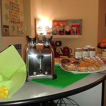 Bed & Breakfast Dietro L'angolo 3*