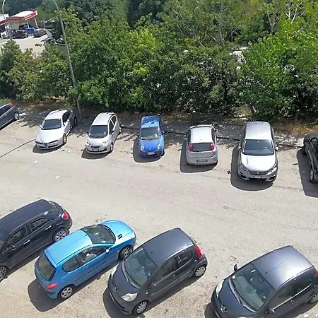 Dietro L'angolo Bed & Breakfast 3*
